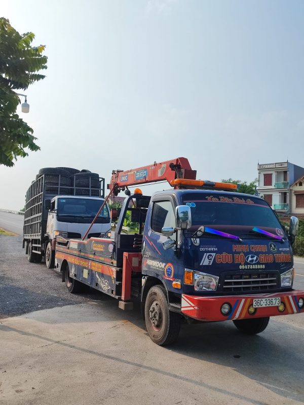 0926.911.911 Trung tâm cứu hộ giao thông uy tín - Phục vụ 24/24